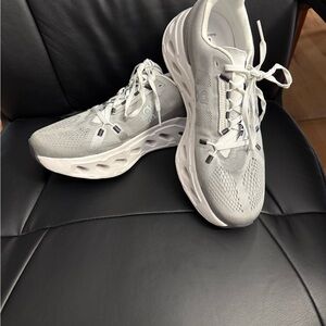 OnCloud Monster Women’s